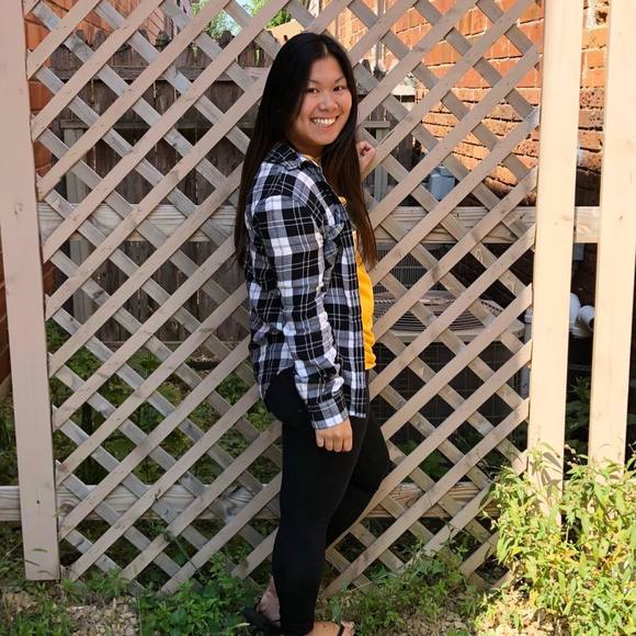 Meet your Posher, Katie - Picture 1 of 1